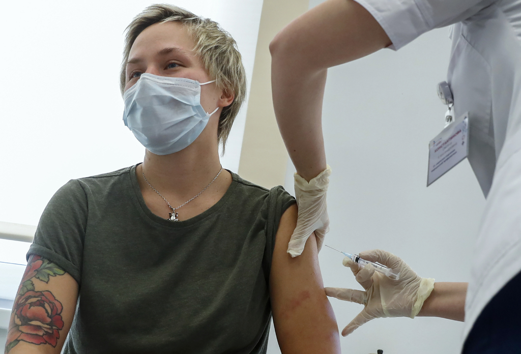 Según el alcalde de Moscú, Serguei Sobianin, miles de personas ya han solicitado cita para ser vacunadas. (AP) 