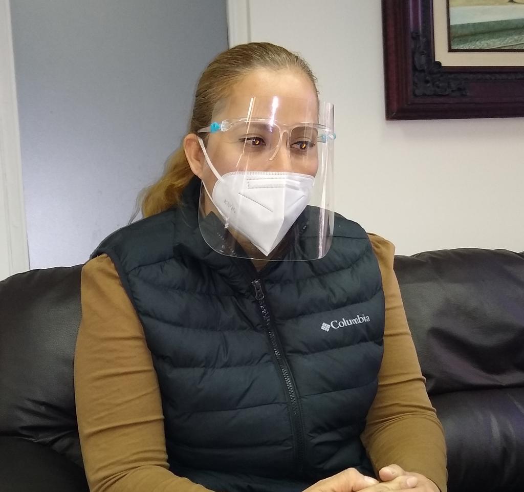 La alcaldesa Marina Vitela Rodríguez defendió la propuesta de Ley de Ingresos del Ayuntamiento de Gómez Palacio, misma que fue aprobada por mayoría del Congreso pero sin contar con los votos de los diputados del PAN. (EL SIGLO DE TORREÓN)