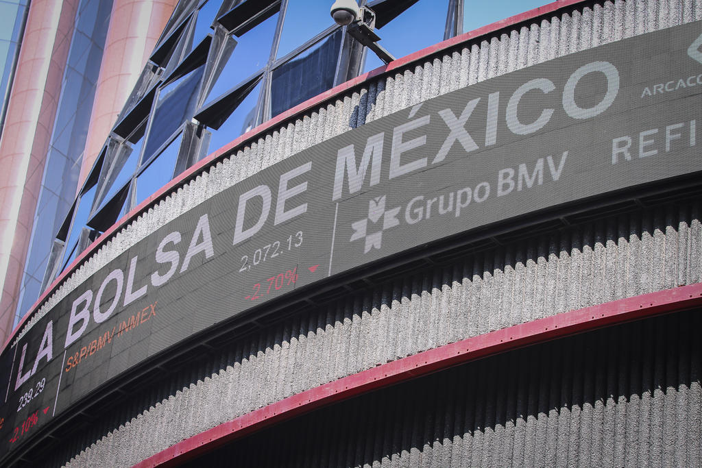 La Bolsa Mexicana de Valores (BMV) ganó este jueves un 1.83 % en su principal indicador pese al nerviosismo de los mercados internacionales, explicaron a Efe analistas bursátiles. (ARCHIVO)