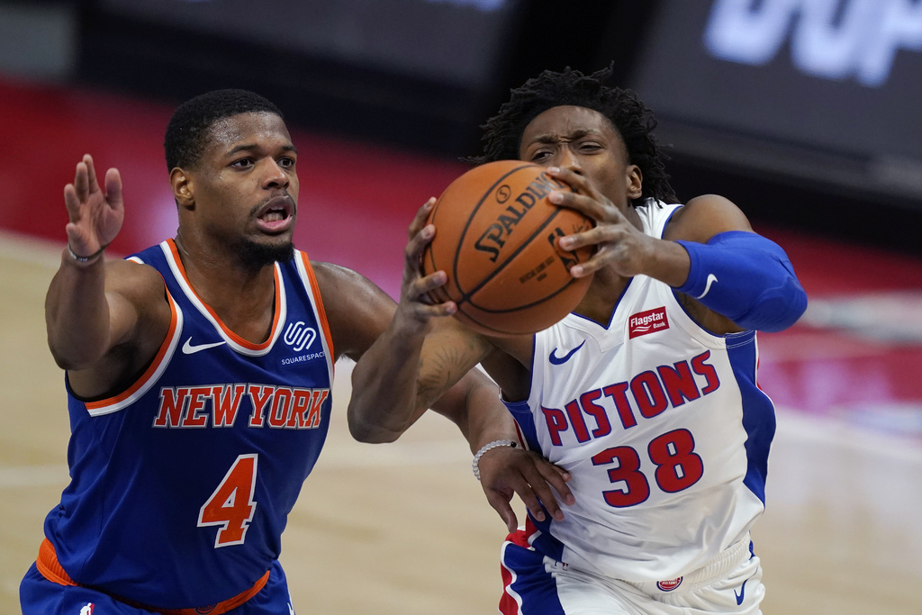 Los Knicks de Nueva York se impusieron 90-84 a Pistones de Detroit, en el inicio de la pretemporada de la NBA. (AP)