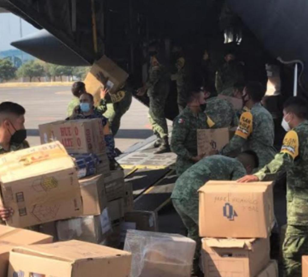 Un avión 'Hércules C', perteneciente a la Fuerza Aérea Mexicana, partió el viernes de la Base Militar No. 19, ubicada en la Ciudad de México, con destino a Honduras, informó la Secretaría de la Defensa Nacional.
(ESPECIAL)