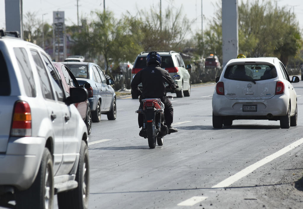 El presidente del consejo Pedro García Aranda, llamó a los motociclistas a promover en su gremio que se tengan los documentos necesarios para circular de forma regular.