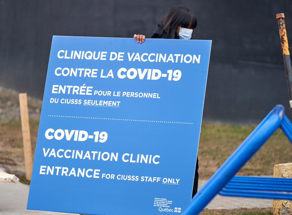 El primer ministro canadiense Justin Trudeau dijo el martes que Canadá recibirá unas 168,000 dosis de la vacuna de la farmacéutica Moderna contra el COVID-19 antes de fin de diciembre, siempre que la apruebe la autoridad reguladora. (ARCHIVO) 