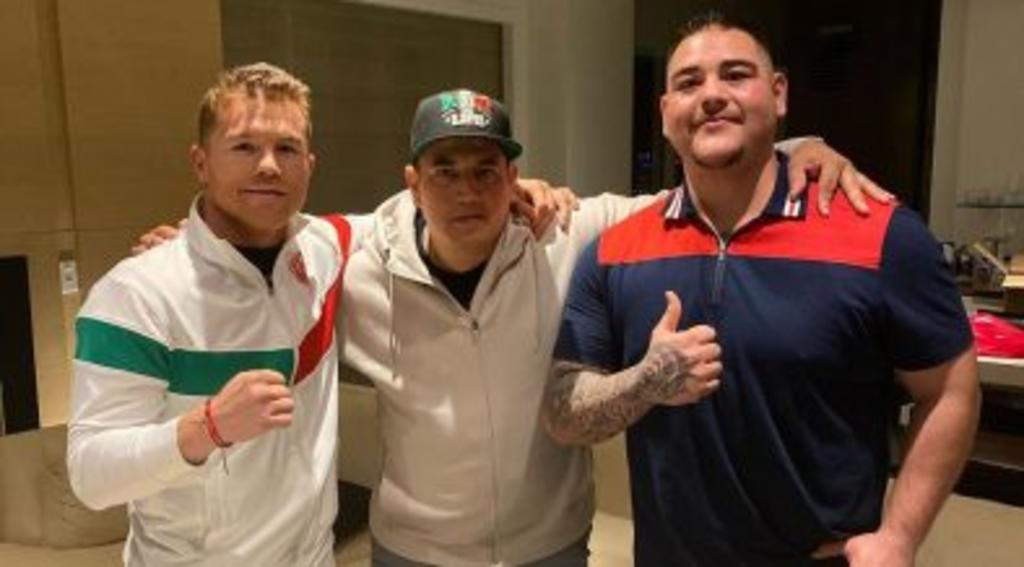 Para Eddy Reynoso, el regreso de Saúl 'Canelo' Álvarez a los cuadriláteros, después de un año de ausencia, es positivo para el boxeo internacional, porque el mexicano 'es el mejor del mundo'. (ESPECIAL)