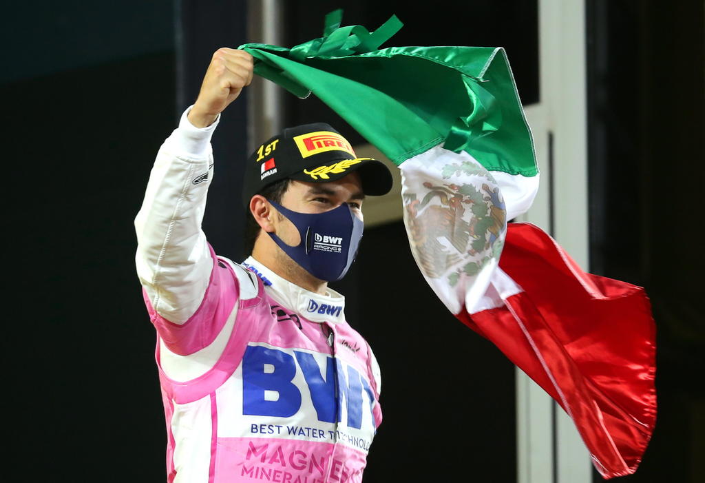 Sergio Pérez protagonizó el mayor acontecimiento deportivo de México en 2020. Al ganar en Bahréin, se convirtió en el primer mexicano en conquistar un Premio de Fórmula Uno en los últimos 20 años.
(ARCHIVO)