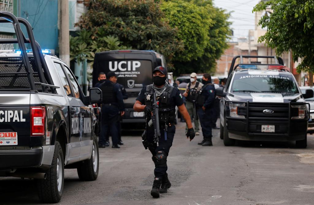 Las autoridades indagan el asesinato a balazos de Aristóteles Sandoval, exgobernador de Jalisco, por parte de un sicario en Puerto Vallarta, popular destino turístico que desde 2015 se ha convertido en escenario de la violencia mexicana. (ARCHIVO)