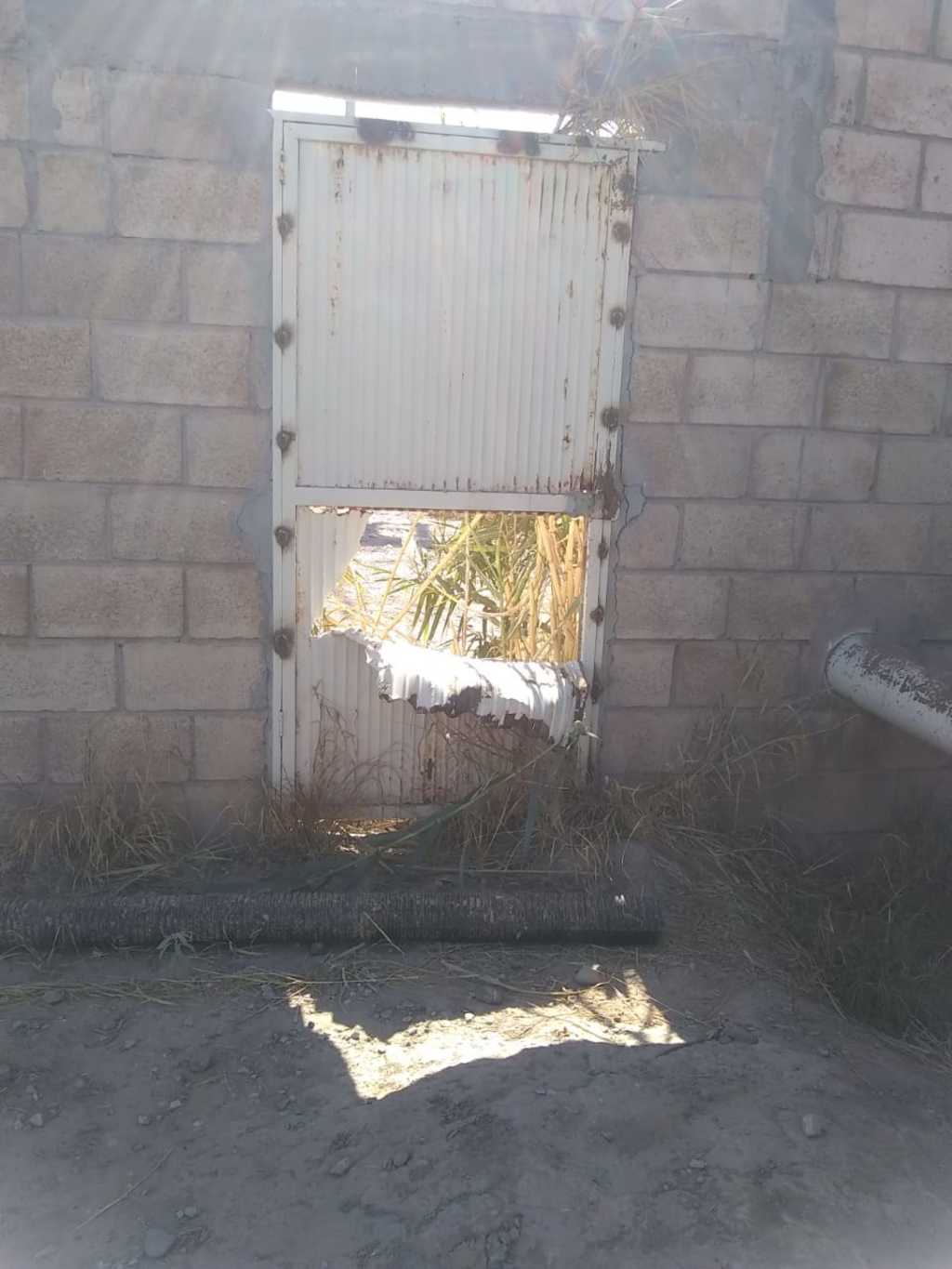 Roban y vandalizan las instalaciones del cárcamo del Simas en el fraccionamiento Senderos de la ciudad de Torreón.