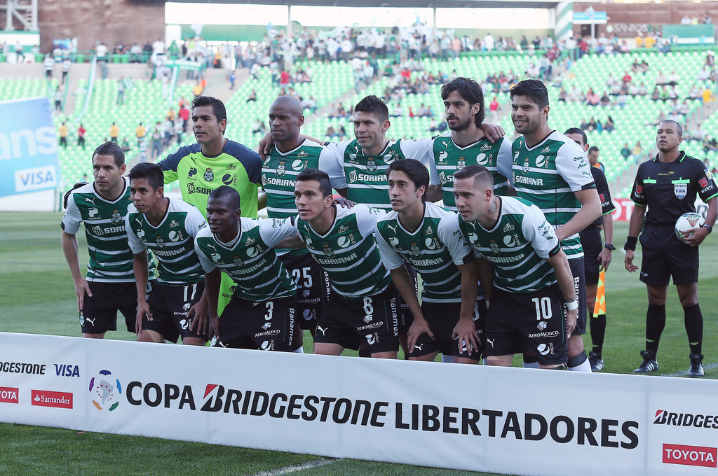Santos Laguna ha jugado dos veces la Copa Libertadores en su historia, en ambas ocasiones avanzó a octavos de final. (ARCHIVO)