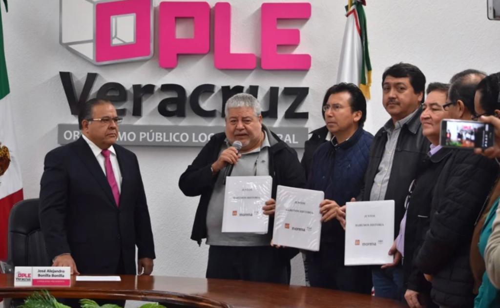 El comisionado estatal del PT, Vicente Aguilar Aguilar denunció que no fueron contemplados para encabezar candidaturas de diputaciones federales.
(ESPECIAL)