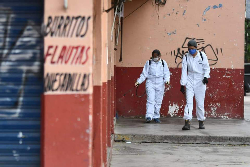 Cinco entidades federativas mantendrán el semáforo epidemiológico rojo por COVID-19, se trata de Ciudad de México, Estado de México, Baja California y se suman Guanajuato y Morelos. (ARCHIVO)
 