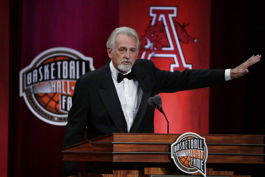 Paul Westphal, un base del Salón de la Fama que fue cinco veces All-Star y tres veces seleccionado para el primer equipo de la NBA, murió a la edad de 70 años, anunciaron este sábado los Suns de Phoenix. (AGENCIAS /  AP) 
