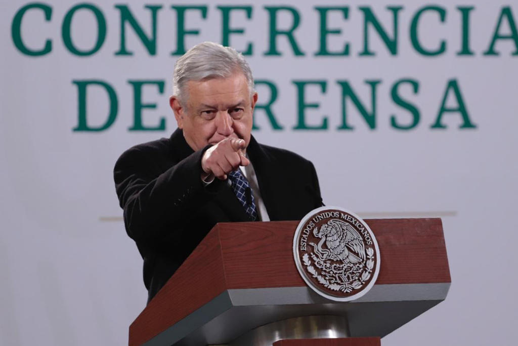 López Obrador exhortó a la población mexicana a actuar con rectitud y con honestidad y no 'saltarse la fila' en el plan de vacunación contra el COVID-19. (EL UNIVERSAL)