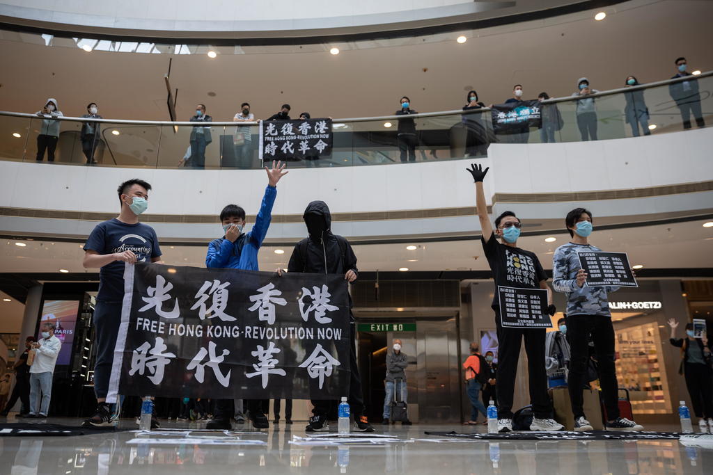 El Gobierno británico considera que las autoridades de Hong Kong y China engañaron deliberadamente al mundo sobre el verdadero propósito de su Ley de Seguridad Nacional tras la detención de medio centenar de activistas. (ARCHIVO) 
