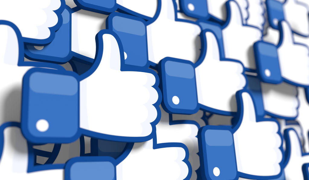 Una de las características que más identifican a Facebook es la posibilidad dar 'Me gusta' o 'Like' a las publicaciones. Sin embargo, en su más reciente actualización, la red social decidió ya no incluir esa opción, al menos en los perfiles comerciales y de figuras públicas. (ESPECIAL) 
