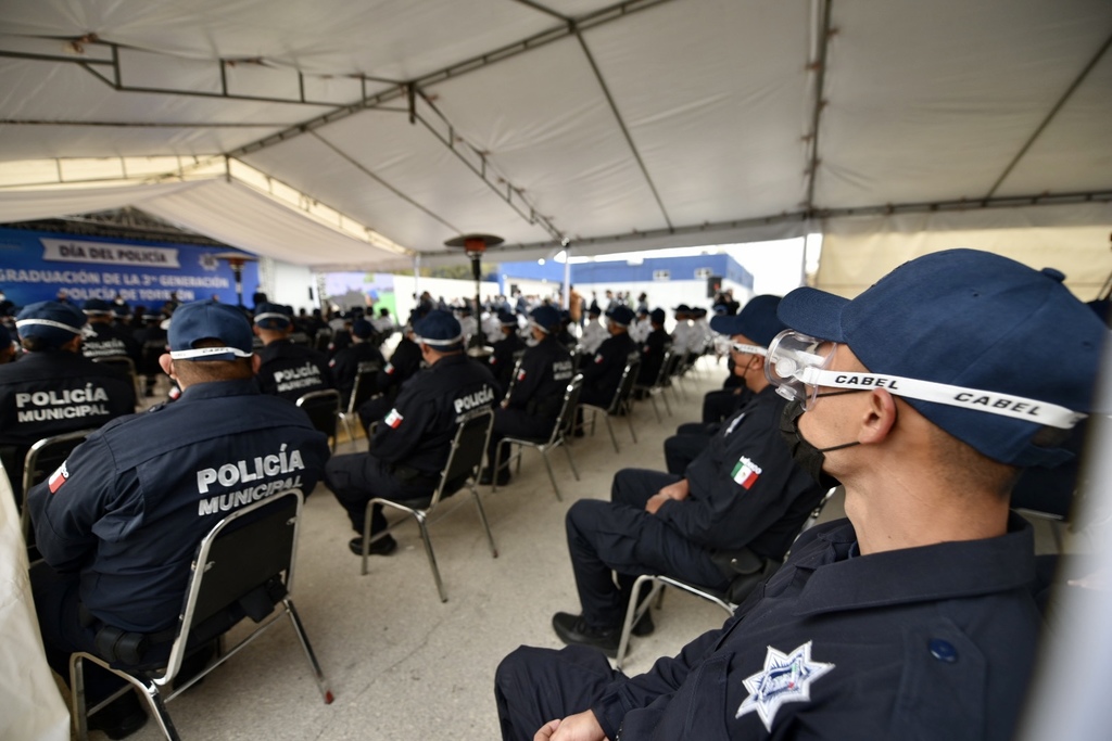 En total serán 108 nuevos elementos egresados de la Academia de Policía quienes se integrarán a los trabajos de vigilancia. (ÉRICK SOTOMAYOR)