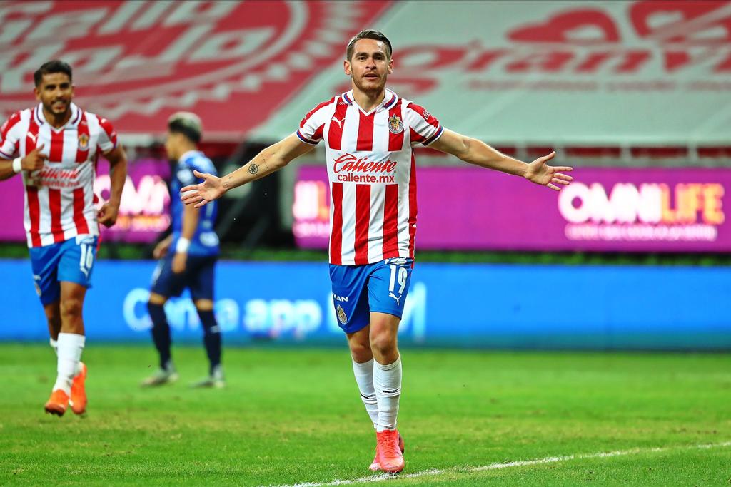  El torneo pasado algunos elementos del Guadalajara no rindieron lo que se esperaba, para el Clausura 2021 las cosas deben cambiar de manera importante y Jesús Angulo, aseguró que no dependerán de que uno u otro elemento esté jugando bien para obtener los resultados deseados, ya que hay una competencia interna importante en la lucha por un lugar. (ESPECIAL) 
 