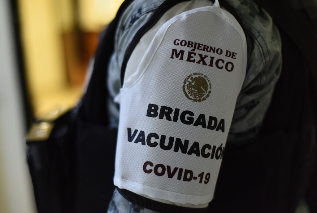 Con la brigada de vacunación contra el COVID-19 se busca poner fin a la pandemia en México. (JESÚS GALINDO)