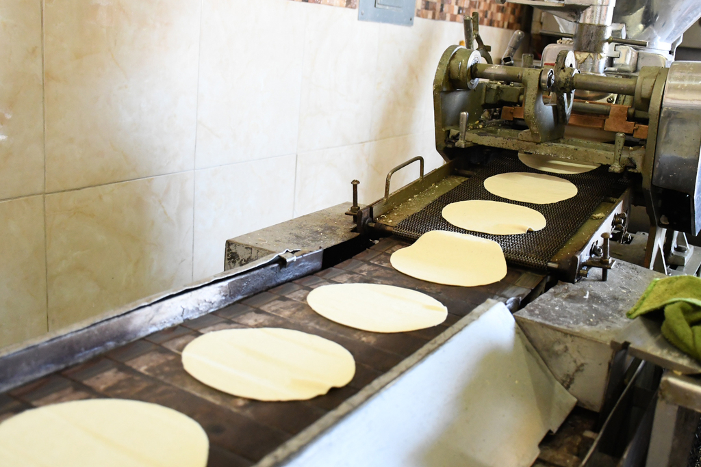 A pesar de ser un producto de primera necesidad, la venta de kilogramos de tortillas disminuyó 25 por ciento en Gómez Palacio. (EL SIGLO DE TORREÓN)