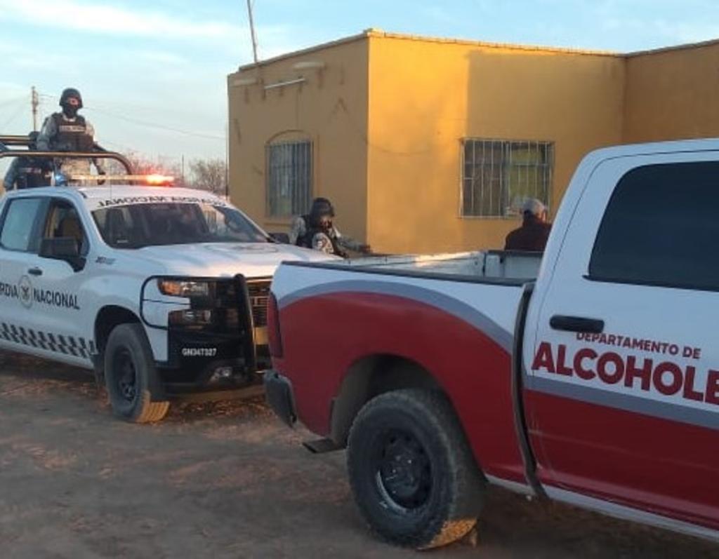 Durante los fines de semana el Departamento de Alcoholes en Matamoros lleva a cabo operativos de revisión en los establecimientos que expenden bebidas embriagantes a fin de que cumplan con el reglamento. (MARY VÁZQUEZ)