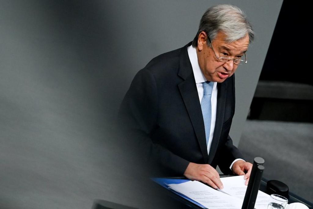 El secretario general de la ONU, António Guterres, celebró este miércoles la decisión del nuevo presidente de Estados Unidos, Joe Biden, de regresar al Acuerdo de París y confió en que Washington muestre 'liderazgo' en materia de lucha contra el cambio climático. (AGENCIAS / EFE)
