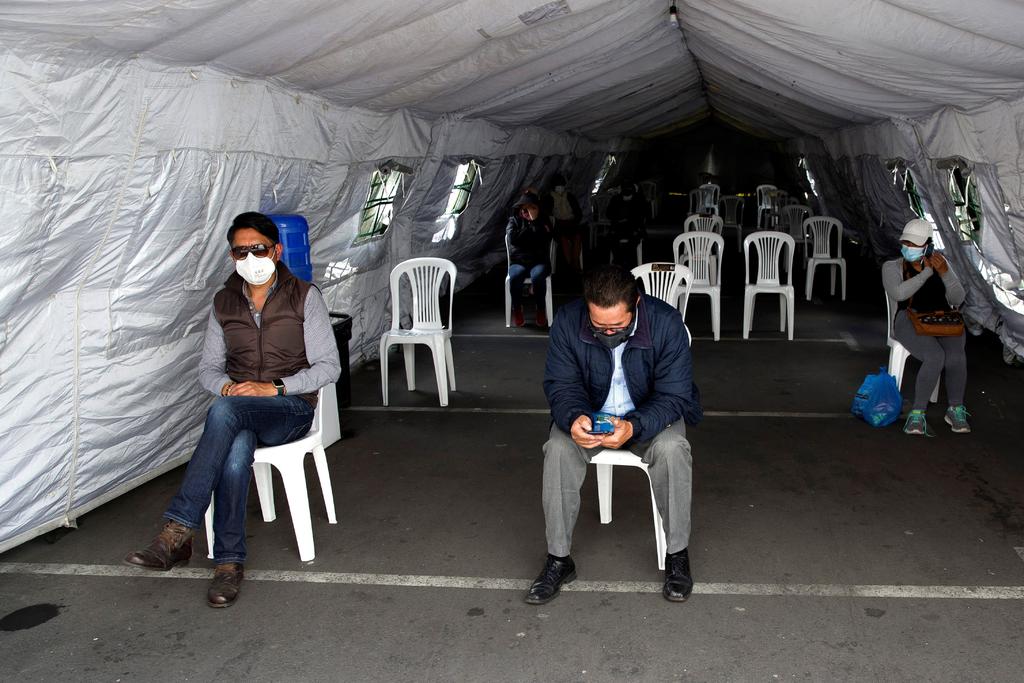 Ecuador reportó este martes 242,146 casos acumulados de la COVID-19, 579 nuevos respecto a la víspera, y 14,668 fallecimientos después de sumar 29, informó el Ministerio de Salud Pública en su parte oficial diario. (ARCHIVO) 

 