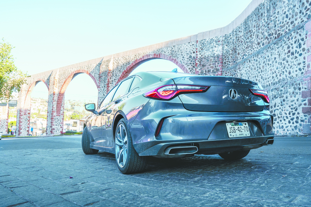 En cuanto a mecánica, la versión que, por el momento, llegó a México echa mano de un motor de 2.0 litros turbocargado. (EFE) 