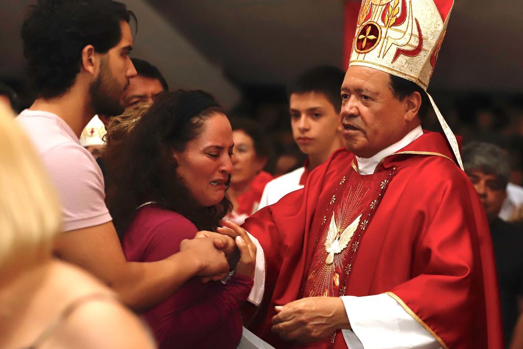La Arquidiócesis Primada de México informó que el cardenal Norberto Rivera Carrera ha 'evolucionado positivamente', tras enfermar de COVID-19. (ARCHIVO)