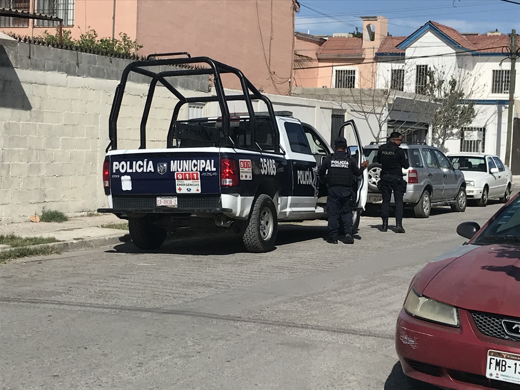 Tras los hechos, la mujer solicitó la presencia de las corporaciones de seguridad de la ciudad de Torreón. (EL SIGLO DE TORREÓN)