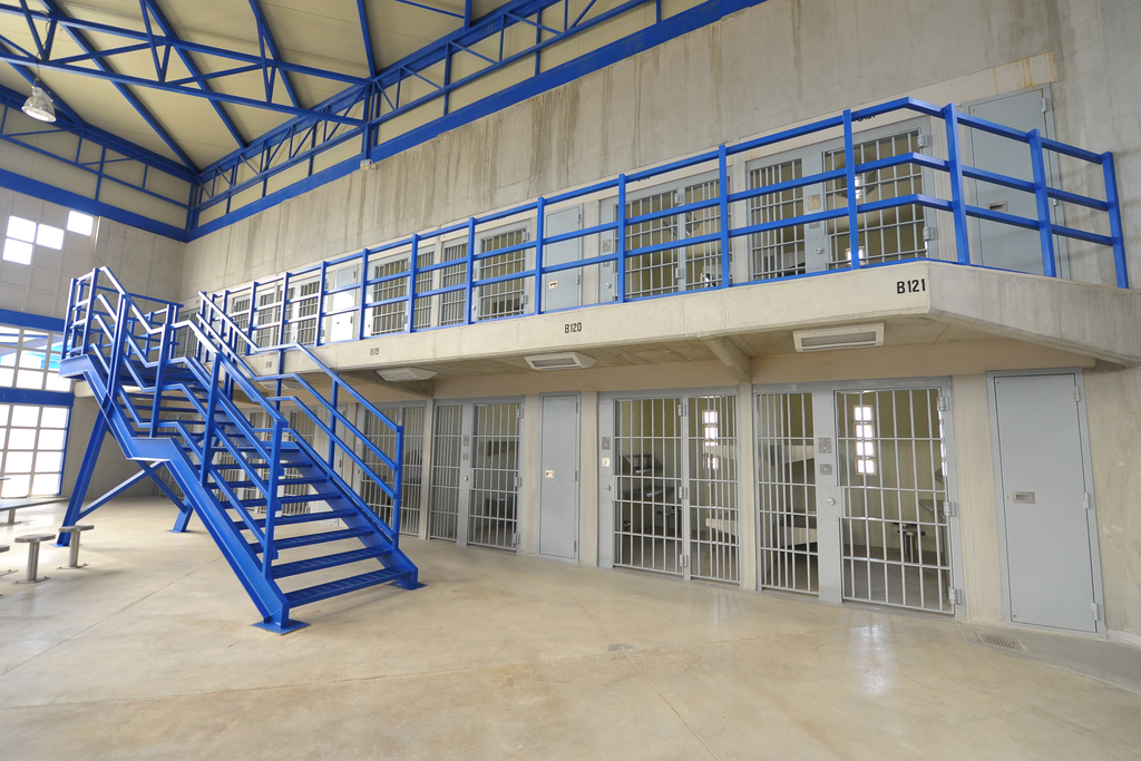 Según el Censo Nacional de Sistema Penitenciario Federal el Cefereso 14 de Gómez Palacio alberga a 2,520 personas. (ARCHIVO)