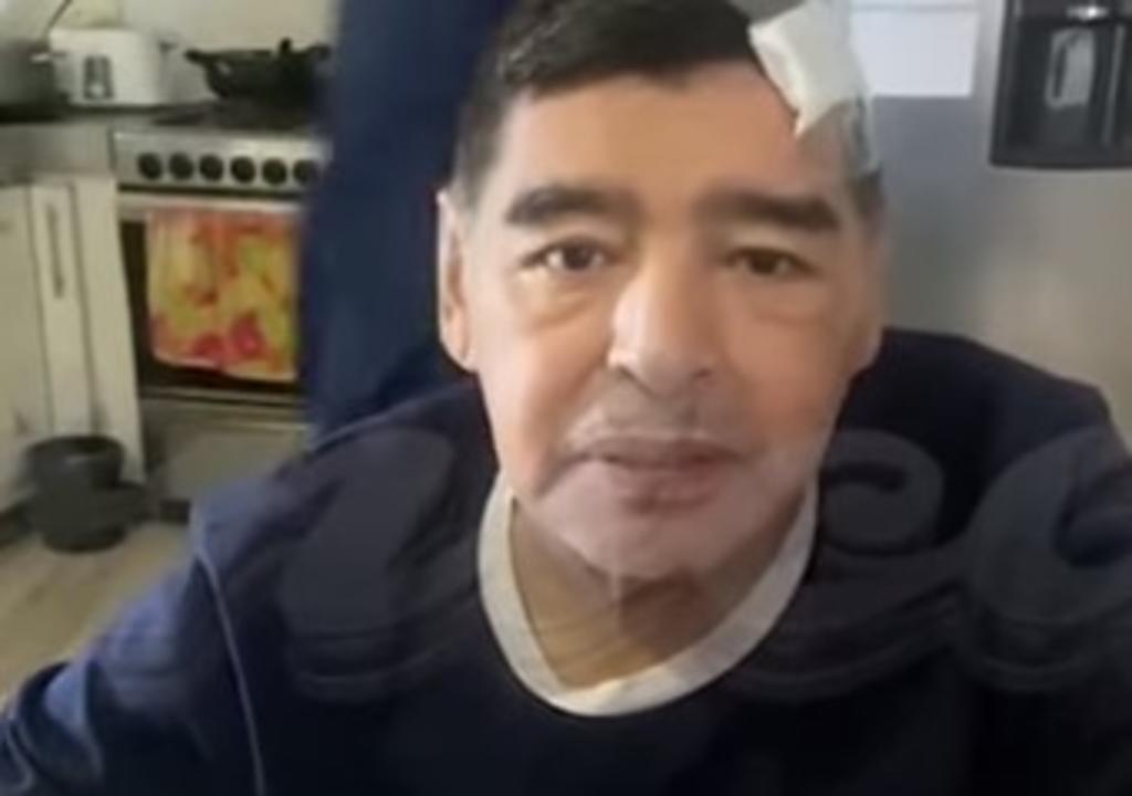 Este martes se filtró por medio de medios de comunicación argentinos, un video grabado días antes del fallecimiento del astro del futbol Diego Armando Maradona. (Especial) 