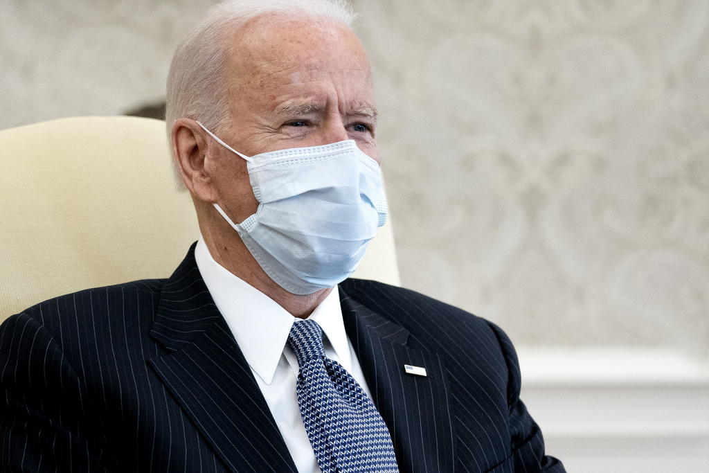 Mientras el presidente Joe Biden presiona al Congreso para que apruebe su plan de ayuda económica contra el impacto del coronavirus, su equipo se centra cada vez más en vender el plan directamente a los votantes. (ARCHIVO) 
