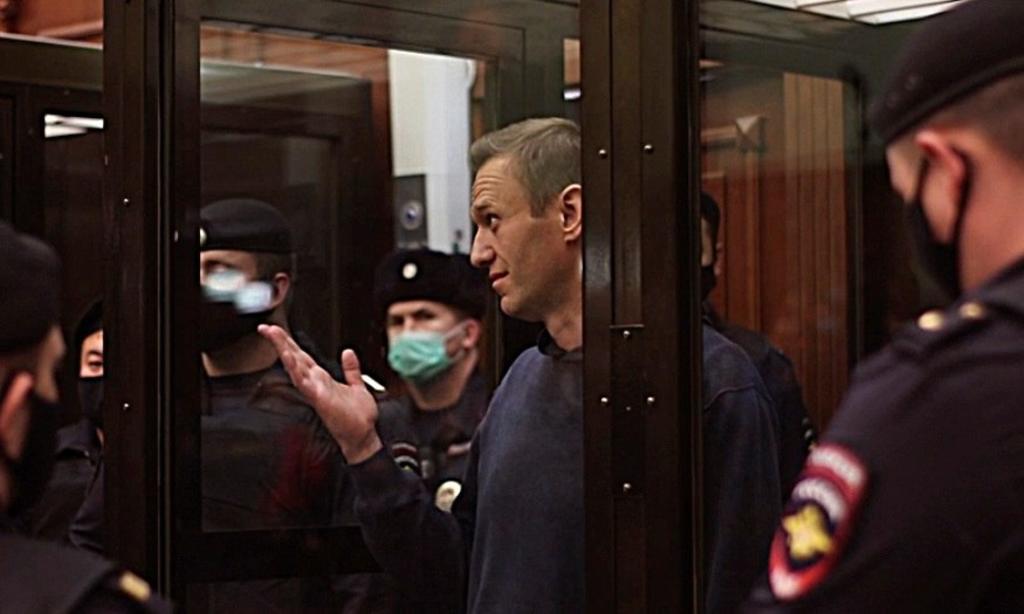 El juicio contra el líder opositor ruso, Alexéi Navalni, acusado de difamar a un veterano de la Segunda Guerra Mundial, que comenzó hoy en un tribunal de Moscú, se reanudará el próximo 12 de febrero, informaron fuentes judiciales. (ARCHIVO) 

