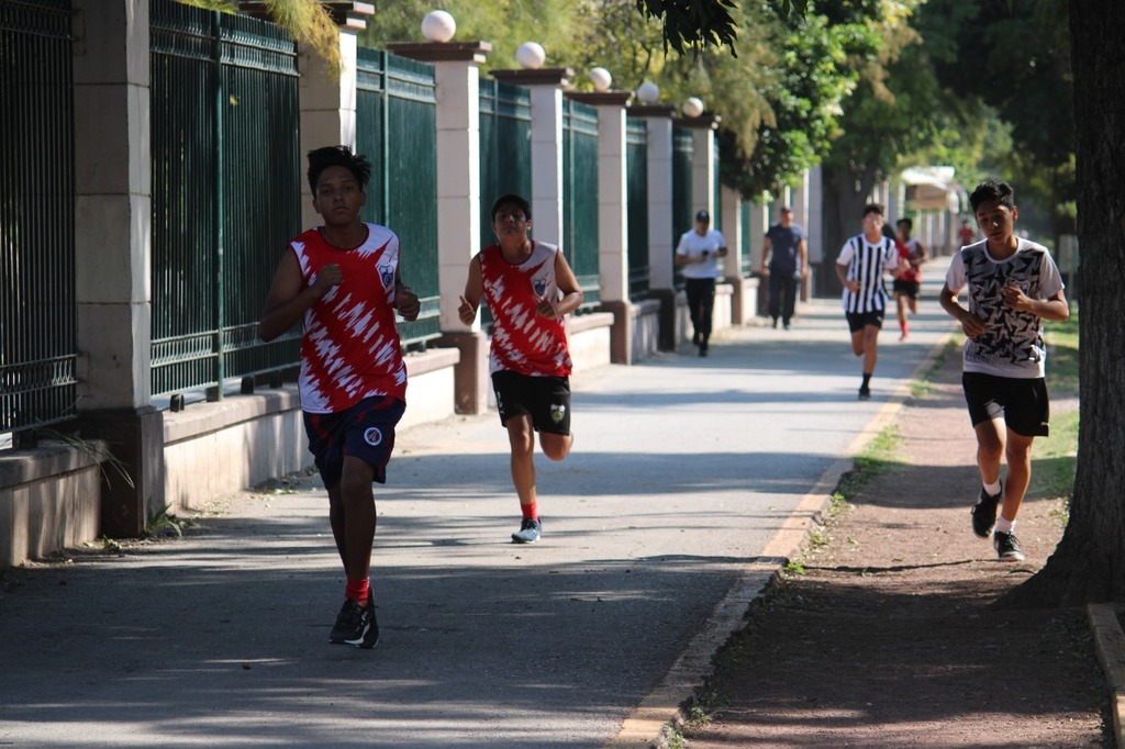 El Bosque Venustiano Carranza es el sitio donde los jugadores se preparan en el tema físico, con extenuantes entrenamientos. (ESPECIAL)