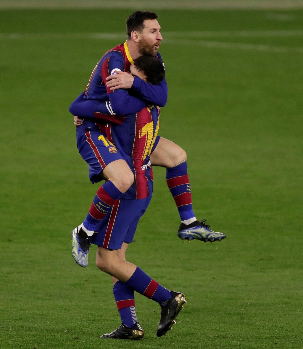 Lionel Messi marcó el primer gol en la victoria 3-1 del Barcelona. (EFE)