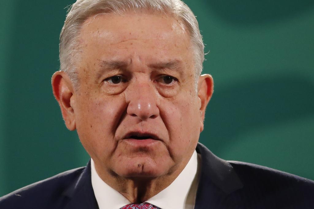 López Obrador llamó a Aguilar Camín y Enrique Krauze los dos 'jefes de jefes', quienes controlaban la 'intelectualidad' para recibir una beca. (EFE)