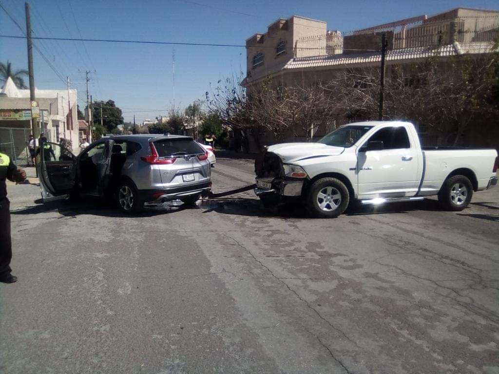 Las camionetas fueron aseguradas y trasladadas a las instalaciones del corralón municipal. (EL SIGLO DE TORREÓN)