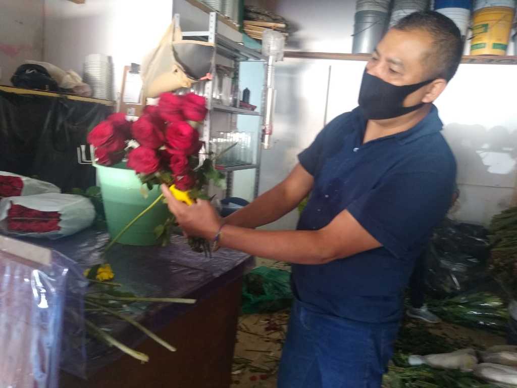 Ventas de San Valentín, con bajas expectativas para dueños de florerías en Madero.