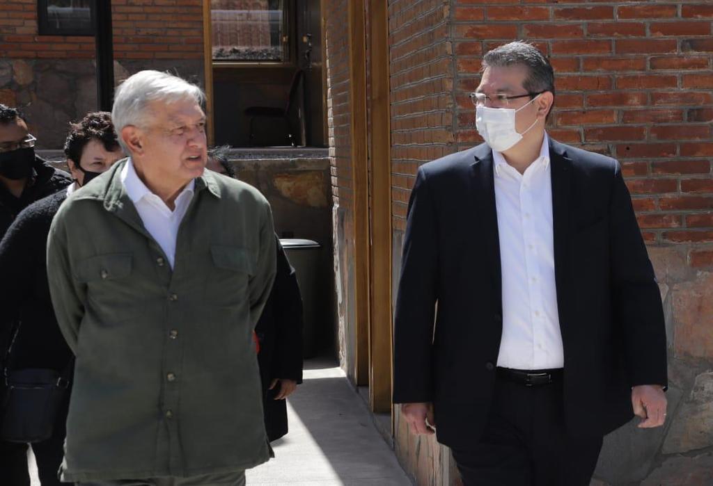 López Obrador recordó que su administración ha suscrito diversos contratos con gobiernos extranjeros y laboratorios para conseguir la vacuna para inmunizar a la población. (TWITTER)