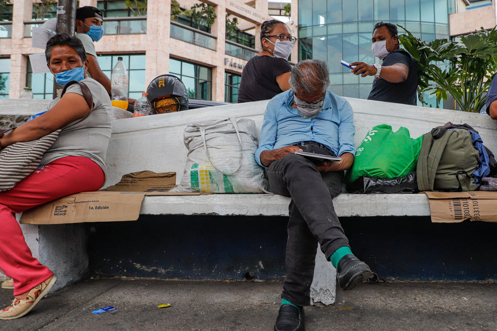 Hasta el 13 de febrero 4,860,467 personas mayores se han registrado al programa de vacunación, distribuidas en todo el país, lo que representa un 34% de registros. (ARCHIVO)
