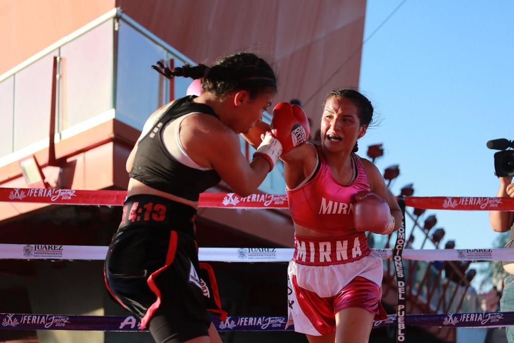 La valerosa púgil fronteriza Mirna Sánchez ha irrumpido con fuerza en el boxeo profesional, tras haber ganado todo lo posible en el amateurismo, donde ya mostraba madera de estrella debido a su carisma. (CORTESÍA)
