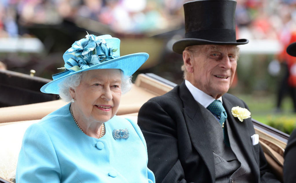 El Príncipe Felipe de Gran Bretaña, de 99 años, pasó una segunda noche en un hospital de Londres después de ser admitido esta semana como precaución tras sentir molestias. (ESPECIAL) 