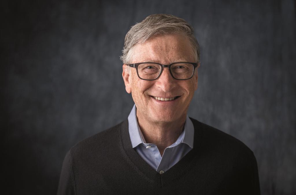Bill Gates lleva años estudiando el cambio climático y tiene un plan para combatirlo. En un nuevo libro, el fundador de Microsoft ofrece una hoja de ruta para reducir a cero las emisiones, una meta factible, pero que requerirá grandes avances tecnológicos, según avisa. (ARCHIVO) 
