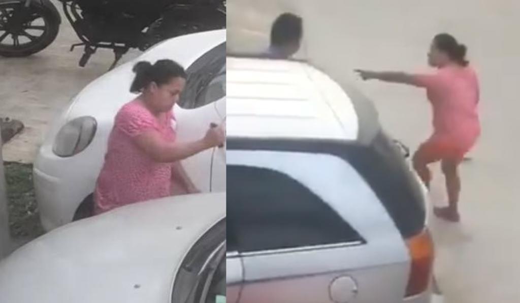 La mujer ha sido apodada como 'lady cuchillos' tras ser captada ponchando las llantas del carro de su vecino (CAPTURA) 