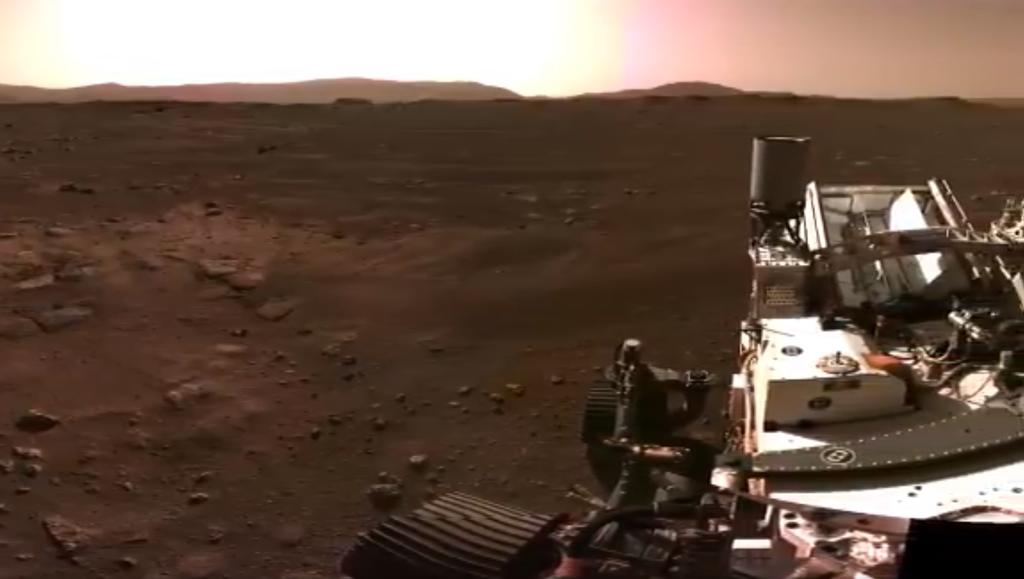 En el sonido registrado por el róver se percibe la brisa de Marte (@NASAPersevere)