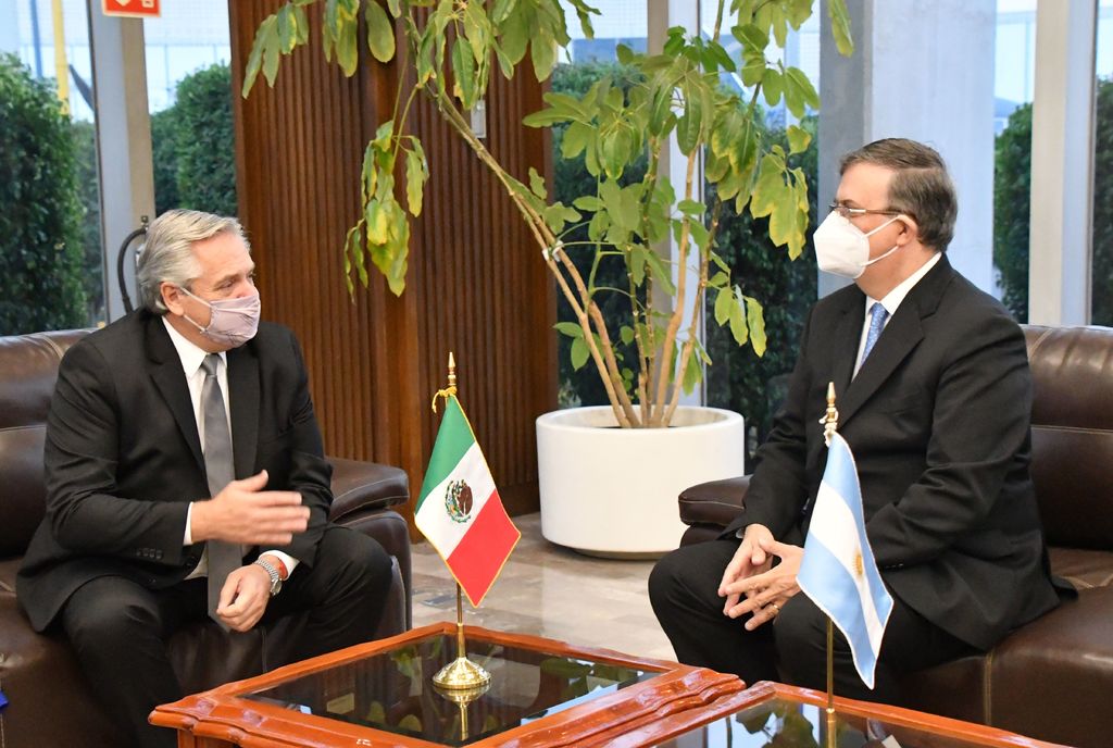 Fernández se reunió con empresarios mexicanos de sectores diversos, desde la petroquímica a las telecomunicaciones.