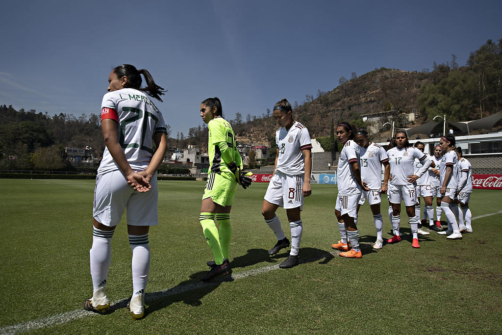 La selección mexicana de fútbol femenino empató este martes sin goles ante Costa Rica en un partido amistoso disputado en el Centro de Alto Rendimiento ubicado al sur de la capital mexicana. (ESPECIAL)

