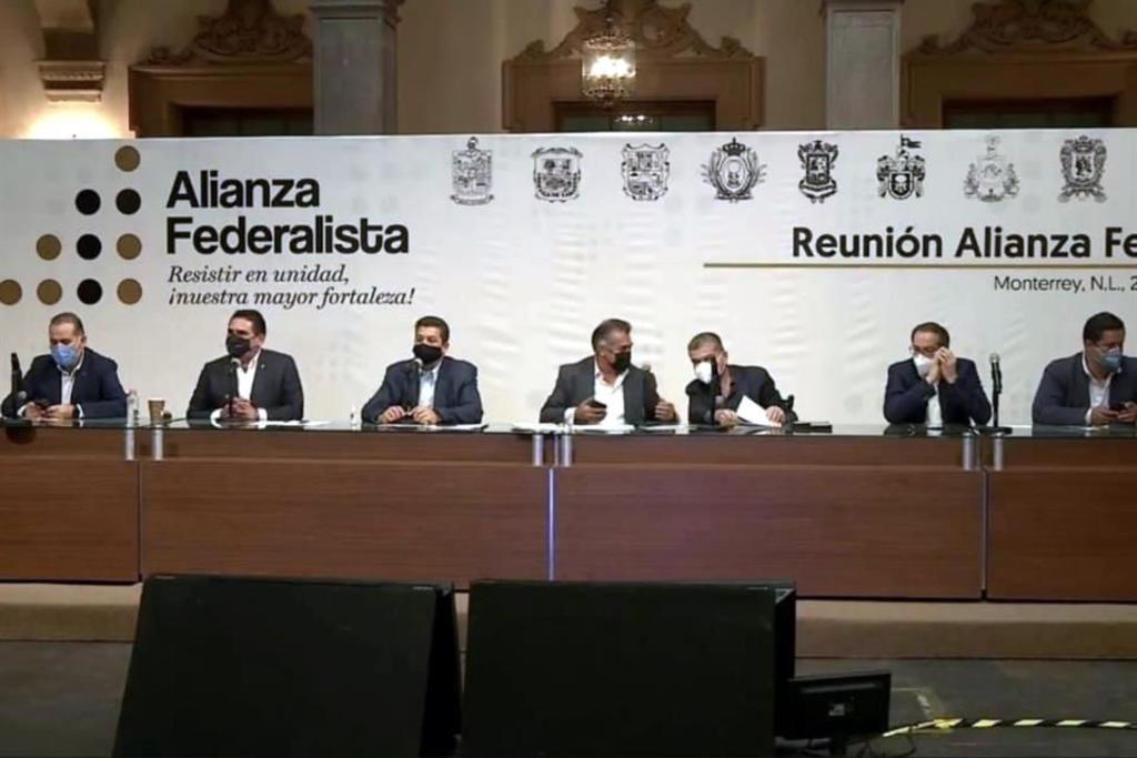 El gobernador de Coahuila, Miguel Ángel Riquelme, fue el encargado de leer el pronunciamiento de la Alianza, en una rueda de prensa donde estuvieron presentes siete de los diez mandatarios.

(TWITTER)