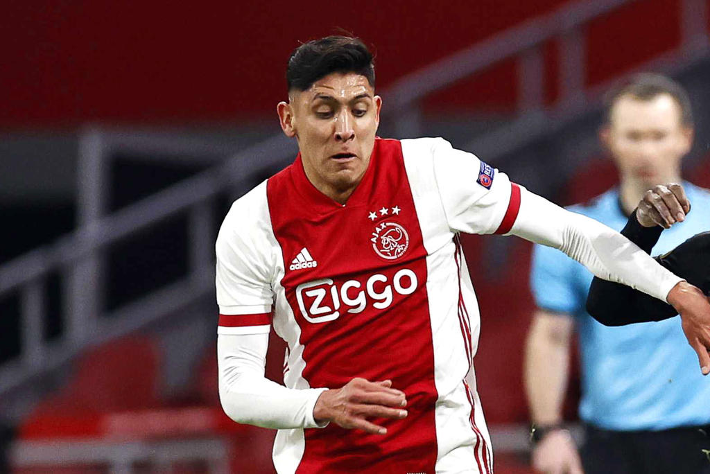 A pesar de que la prensa de los Países Bajos han elogiado la campaña que lleva el mexicano Edson Álvarez con el Ajax de Amsterdam, hay a quienes el examericanista no les llena las expectativas. (ARCHIVO)
