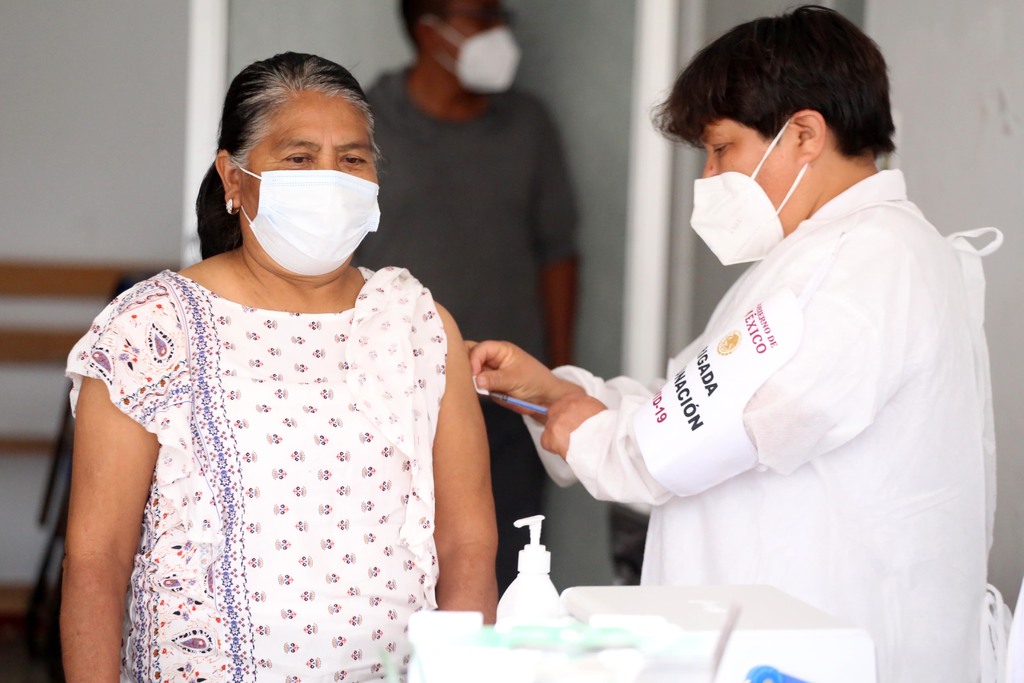 De acuerdo con el alcalde de Lerdo, Homero Martínez, se instalarán 13 módulos de vacunación en los centros de salud del municipio.