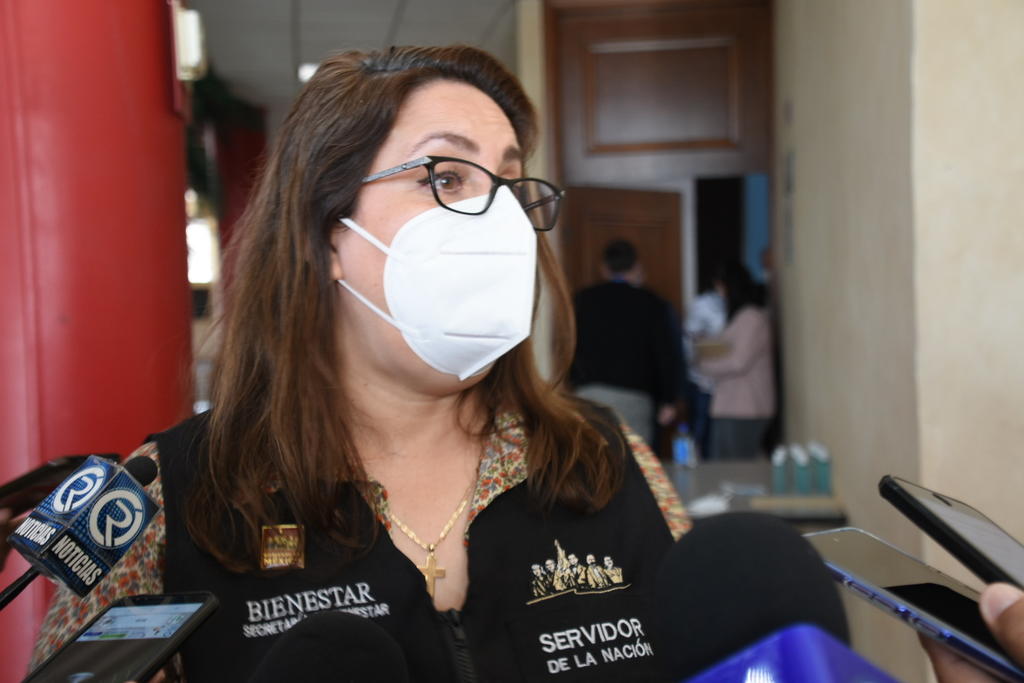 Delegada Regional de Programas Bienestar y responsable de las brigadas correcaminos para vacunación COVID-19, Claudia Garza del Toro.